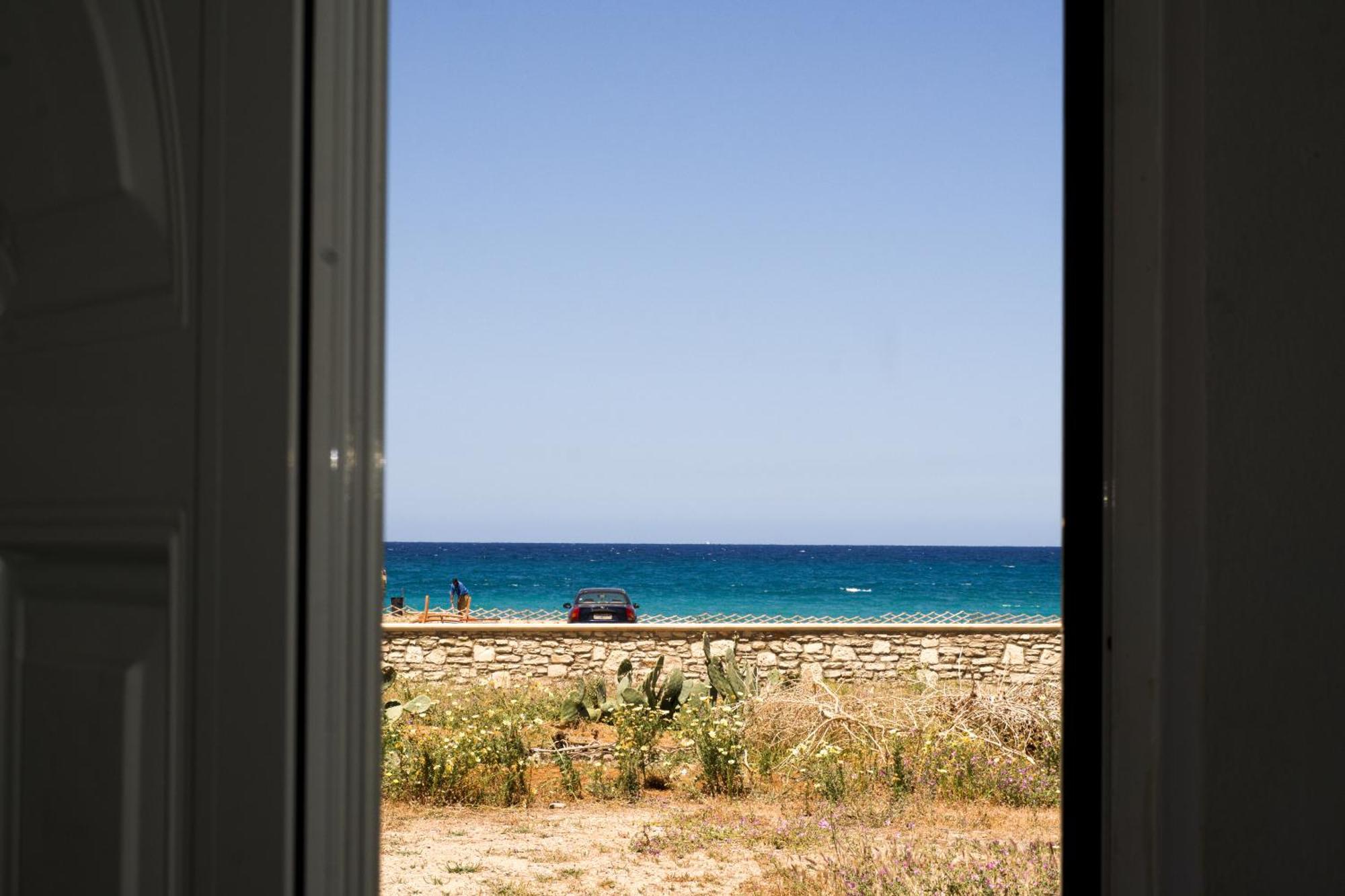 Pink Sand Sea Apartment Adelianos Kampos Extérieur photo