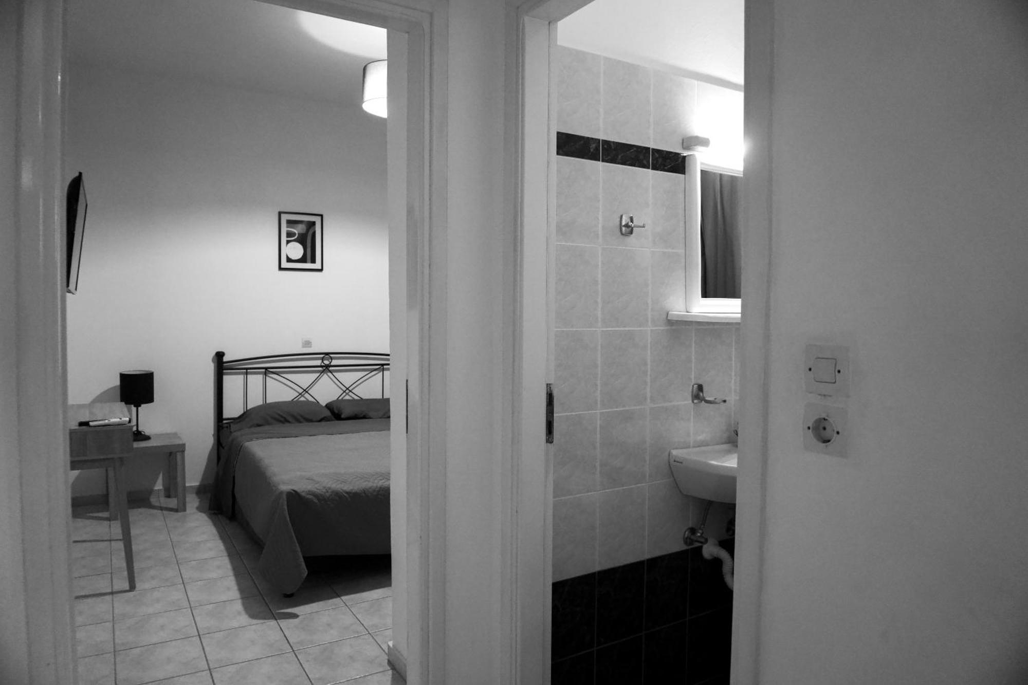 Pink Sand Sea Apartment Adelianos Kampos Extérieur photo